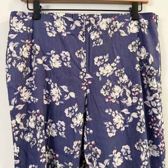 Women’s new J. Jill Blue and White Floral Linen stretch Pants size medium M - Picture 2 of 6